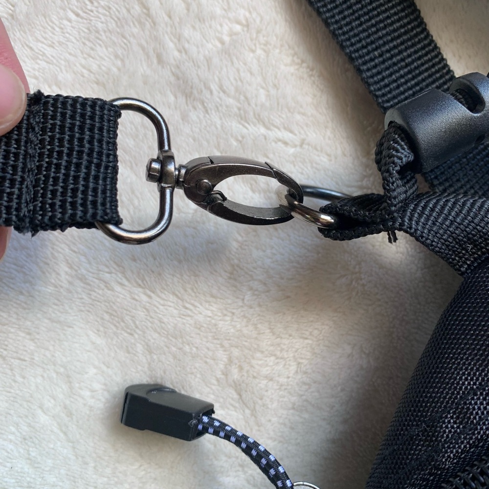 Stone Age Canada Crossbody Mini Bag - Picture 10 of 15